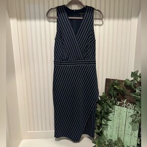 BANANA REPUBLIC Pinstriped Dress Navy Blue - Size Tall 6 - *Perfect Condition!